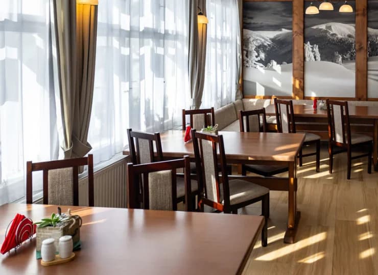 W menu à la carte znajdują się dania kuchni czeskiej i międzynarodowej