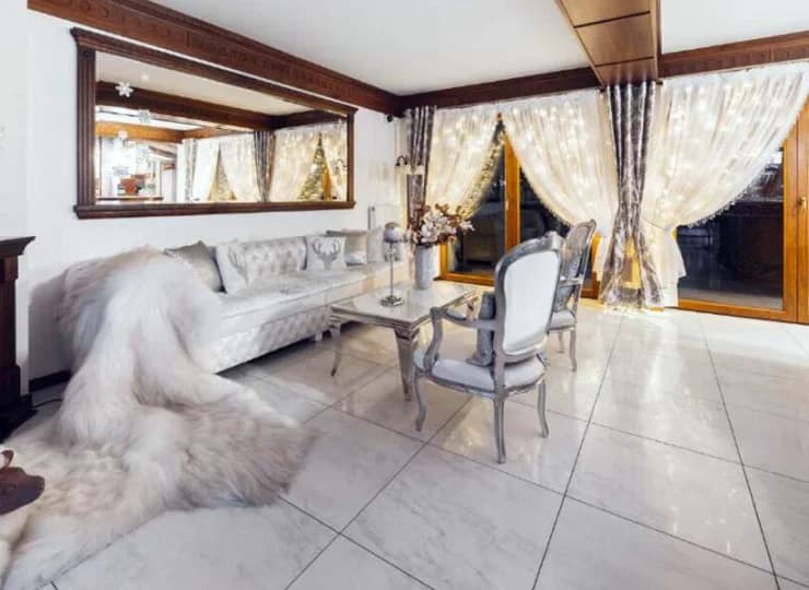 Klimatyczne wnętrza są urządzone w eleganckim stylu