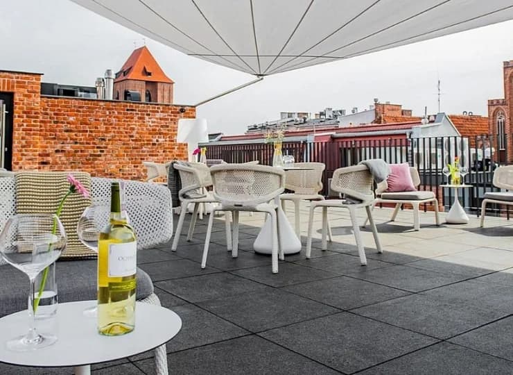 Do dyspozycji gości są 2 tarasy widokowe