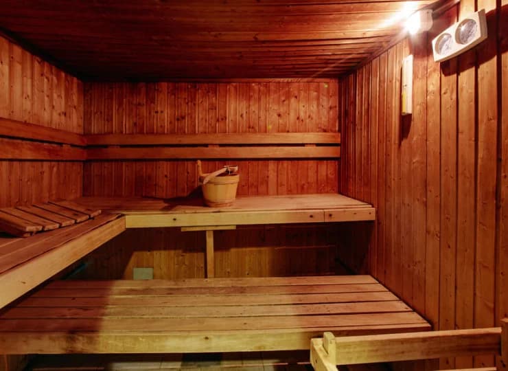 W strefie wellness jest też sauna, łaźnia fińska i jacuzzi