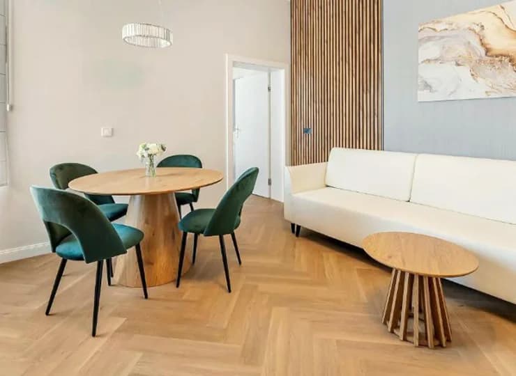 Apartament 2+2 z sauną jest dwupokojowy