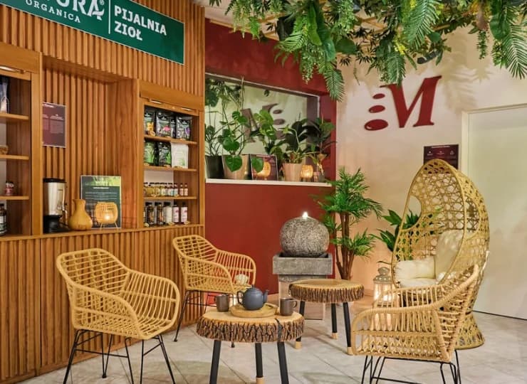 W ofercie masaże i rytuały a także pijalnia ziół Natura Organica