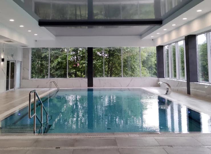 Hotel nad Czernicą w województwie pomorskim posiada nowoczesną strefę wellness