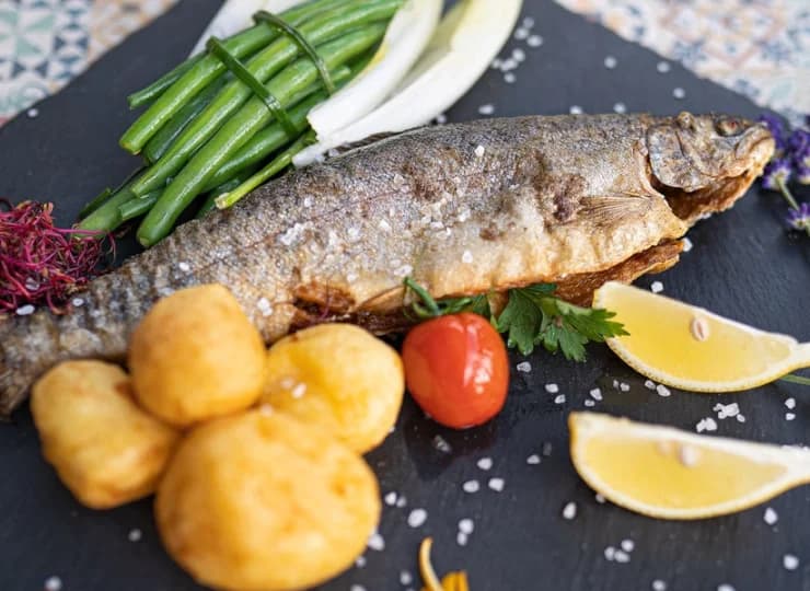 Restauracja Tajemniczy Ogród oferuje wyborne dania kuchni polskiej i regionalne