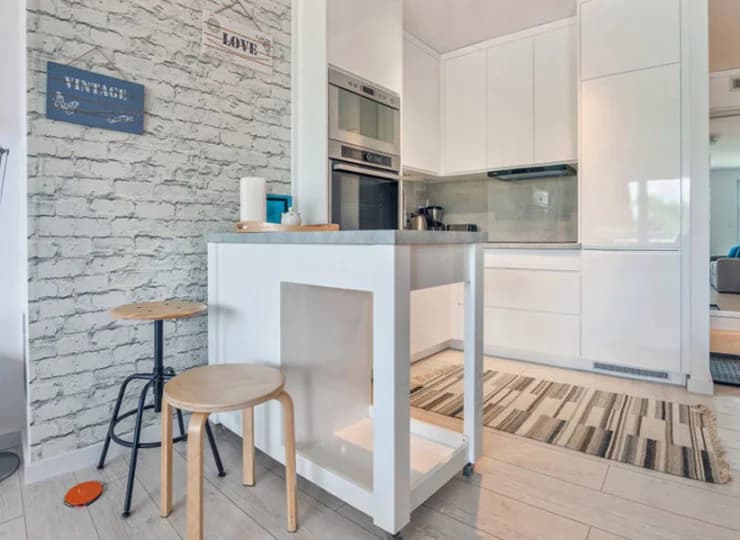 Każdy apartament posiada w pełni wyposażony aneks kuchenny