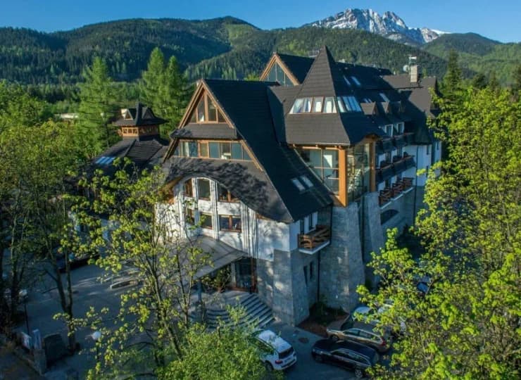 Otoczenie Hotelu Crocus sprzyja wypoczynkowi