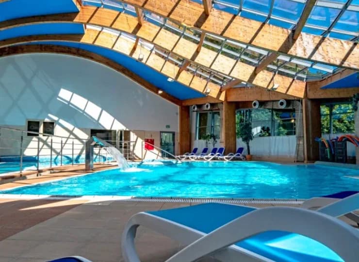 Aqua Center w Alga Baltic oferuje szereg wodnych atrakcji