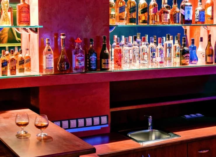 W Restauracji Magdalenka znajduje się drink bar