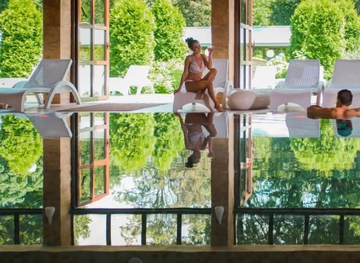 Hotel słynie zwłaszcza z niezwykle rozbudowanej strefy wellness