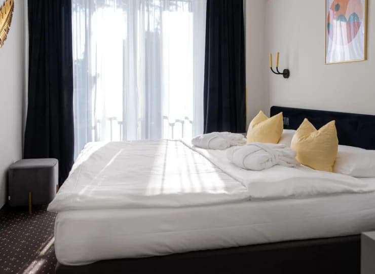 Pokój 2-os. comfort z balkonem francuskim