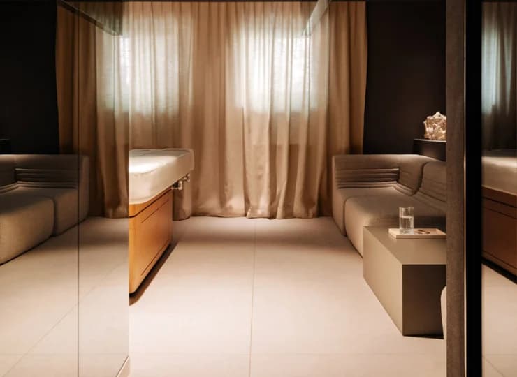 W strefie wellness znajdują się też sauna i łaźnia parowa