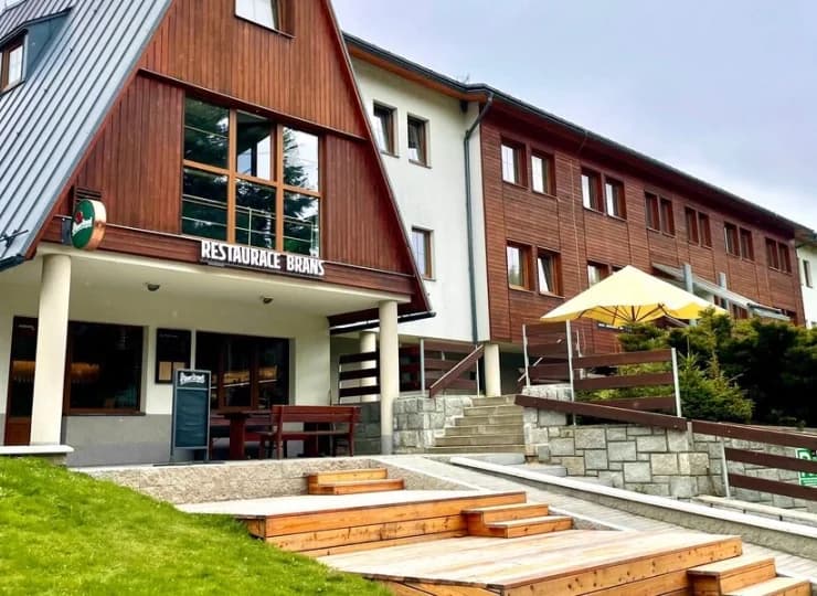 Horsky Hotel Brans jest położony w Sudetach - paśmie Wysokiego Jesionika