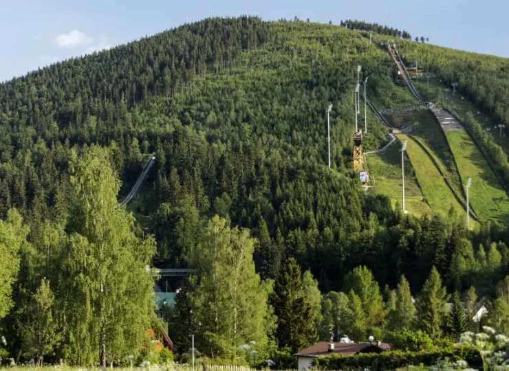Harrachov to jeden z najważniejszych ośrodków turystycznych w Czechach
