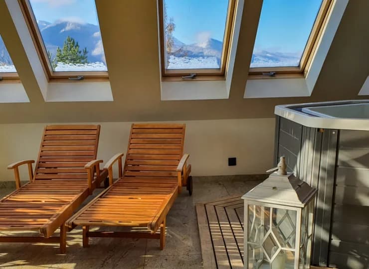 Ze strefy wellness rozpościerają się piękne widoki na Tatry