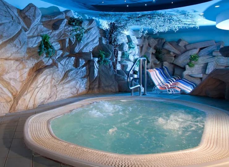 W strefie wellness jest też jacuzzi