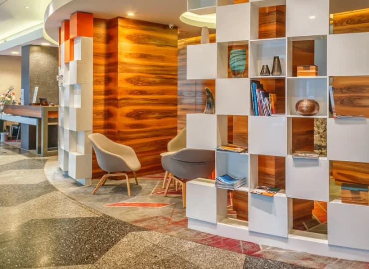 Hotel wita od progu nowoczesną przestrzenią