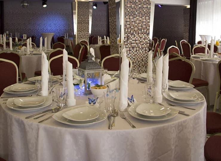 Niekiedy w hotelu są organizowane uroczystości