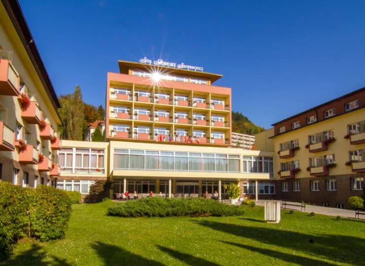 Spa Resort Sanssouci to czterogwiazdkowy hotel w Karlowych Warach