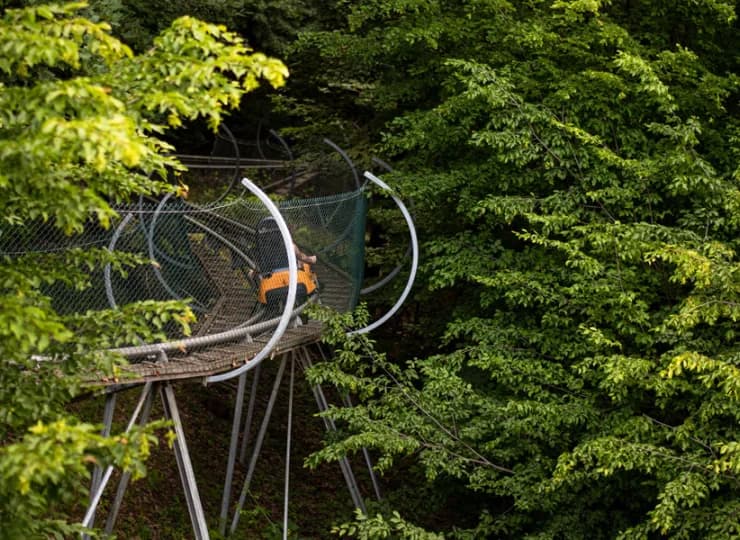 Park rozrywki Zemplen słynie z największej na Węgrzech zjeżdżalni grawitacyjnej