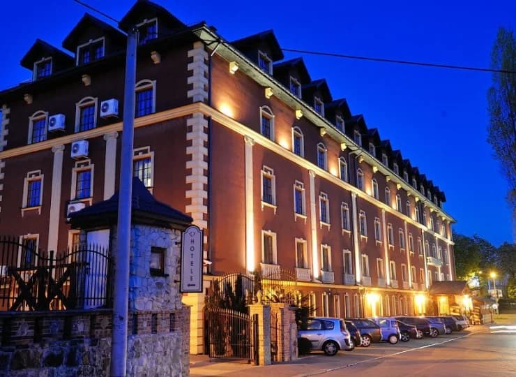 Elegancki hotel z historycznie stylizowanymi wnętrzami i niesamowitą atmosferą