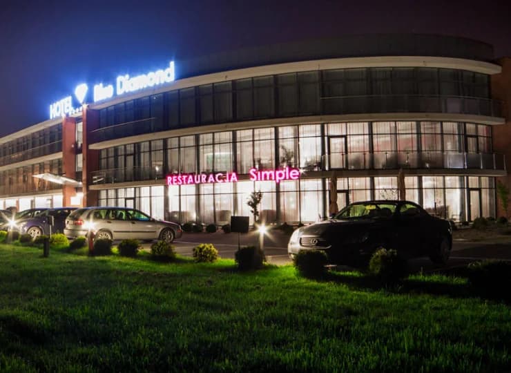 Nowoczesny, czterogwiazdkowy hotel powstał na obrzeżach Rzeszowa w 2011 roku