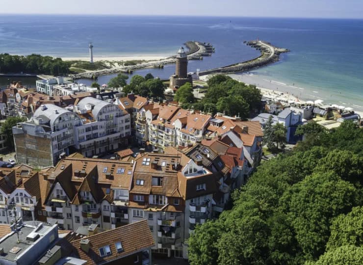 Znajdują się w centrum miasta, 10 minut od plaży