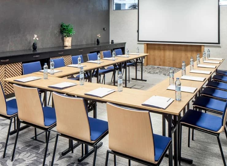 Hotel dysponuje nowoczesnymi salami konferencyjnymi