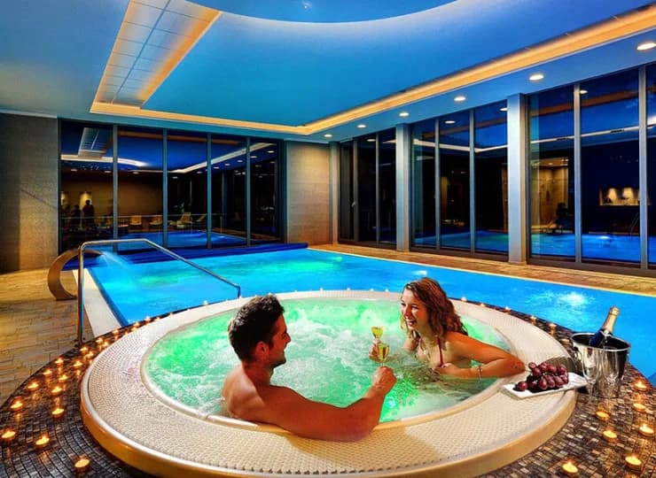 Po dniu pełnym aktywności znajdziecie relaks w hotelowej strefie spa & wellness