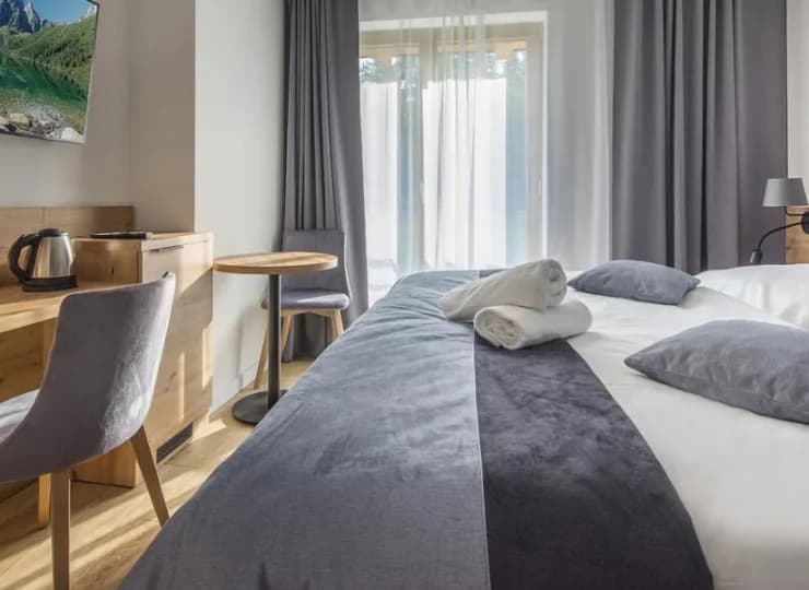 Przygotowano wygodne pokoje dla 2, 3 oraz 4 osób