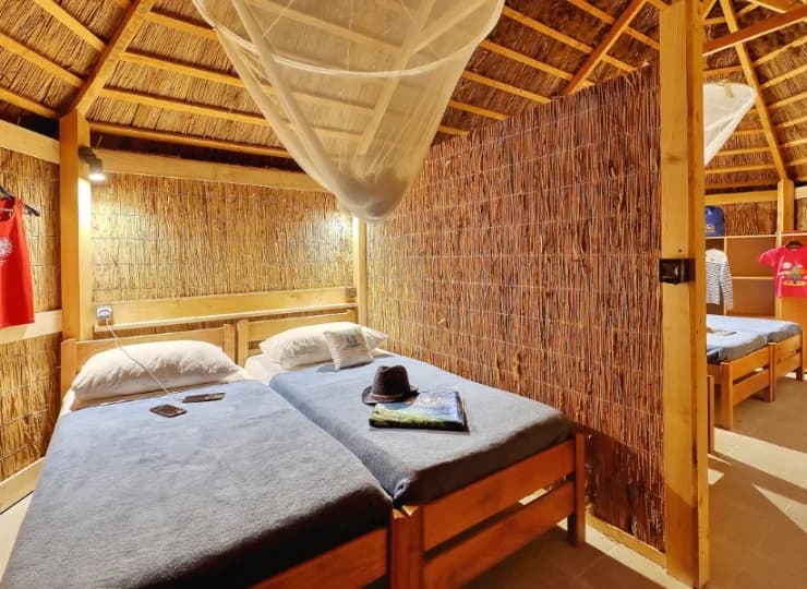 Bungalow comfort posiada port USB, oświetlenie wewnętrzne i sygnał WiFi