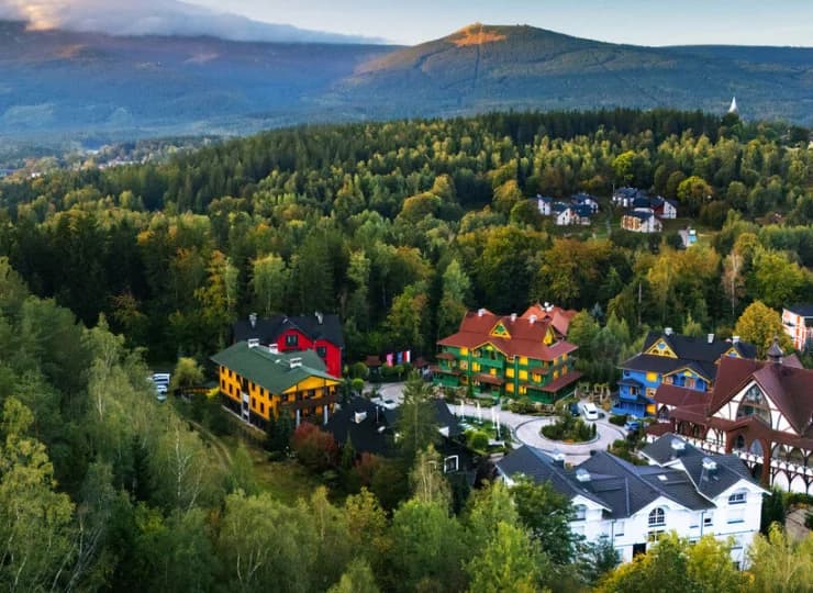 Norweska Dolina składa się z kilku oryginalnych willi z apartamentami