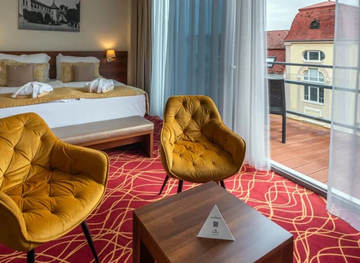 Pokoje deluxe i superior mają balkon