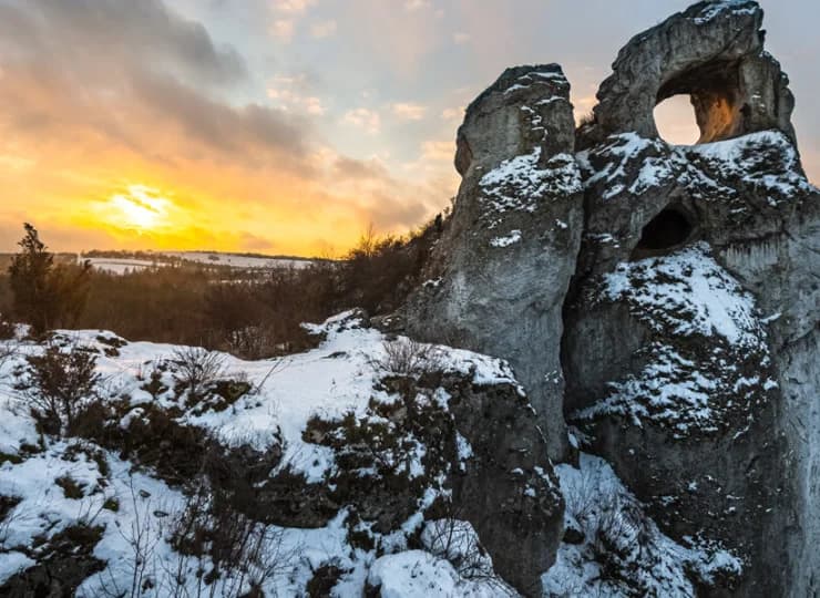 Jura Krakowsko-Częstochowska zachęca do rekreacji o każdej porze roku