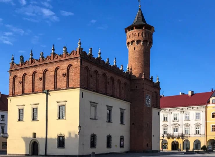 Hotel Dunajec znajduje się na obrzeżach malowniczego Tarnowa