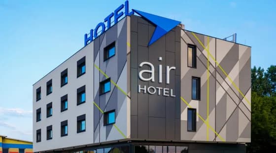 Air Hotel