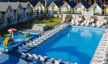 Holiday Park & Resort Rowy to nadmorski kompleks dla całej rodziny