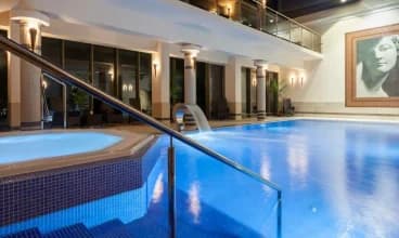 Luksusowy Hotel Lambert jest położony nad samym morzem w Ustroniu Morskim