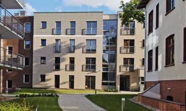 Sopocka Rezydencja to obiekt zlokalizowany w cichej i spokojnej okolicy