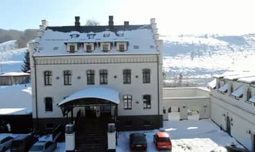 Pałac Jugowice to XIX-wieczny pałacyk myśliwski przerobiony na luksusowy hotel