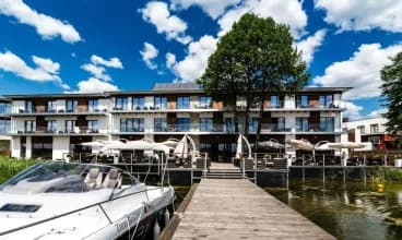 Tiffi Boutique Hotel jest położony w malowniczej okolicy
