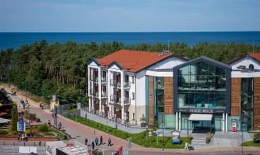 Morski Widok to hotel nad samym Bałtykiem, obok sosnowego lasu