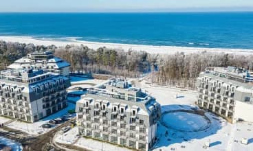 Platino Mare Resort & SPA ma piękną piaszczystą plażę na wyciągnięcie ręki
