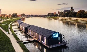 New Port to hotel na wodzie w centrum Krakowa