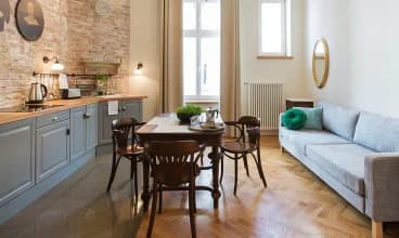 Zakwaterowanie odbywa się w komfortowych apartamentach