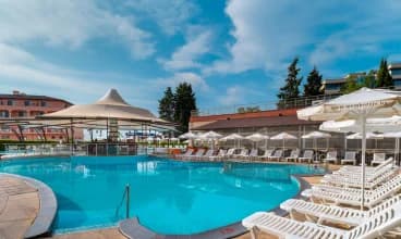 MPM Hotel Astoria to hotel z basenami, prywatną plażą i ofertą all inclusive