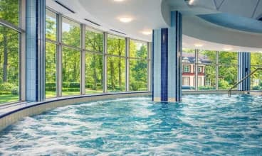 Grand Kapitan to hotel z wewnętrznym basenem