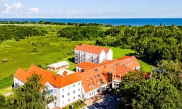 Hotel Mona Lisa Wellness & Spa mieści się 10 min pieszo od plaży