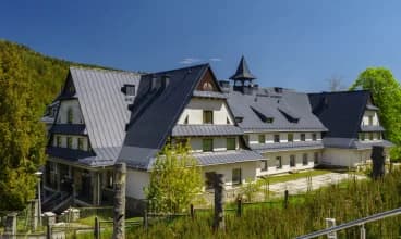 Geovita jest położona w zacisznej i zielonej części Wisły