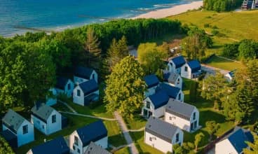 Villa Hoff jest zlokalizowana jedynie 100 m od morza i piaszczystej plaży