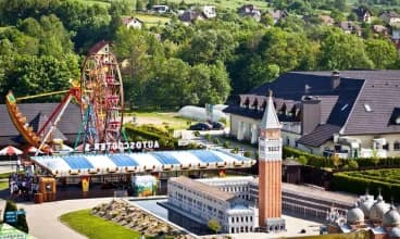 Jedną z ciekawszych atrakcji w okolicy jest Park Miniatur